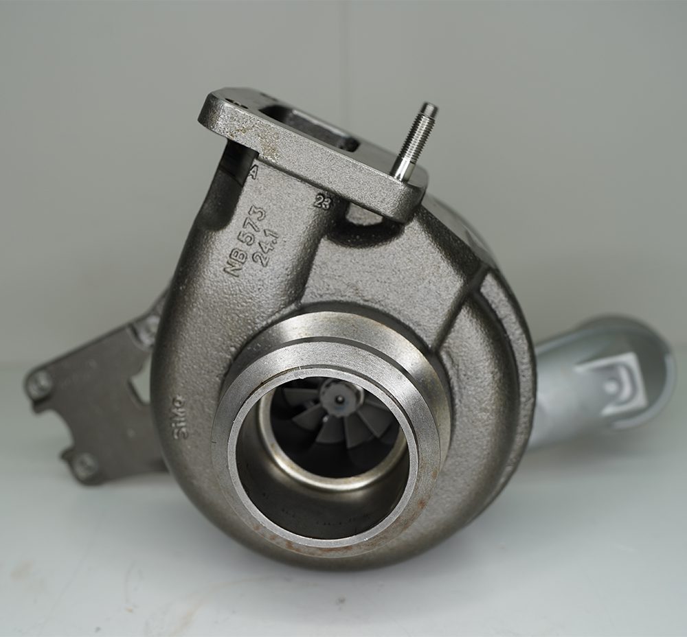 Navistar DT466/570 Master Power Turbocharger 805598