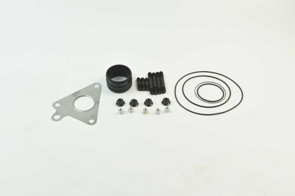 Maxxforce 7 Turbo Mounting Kit